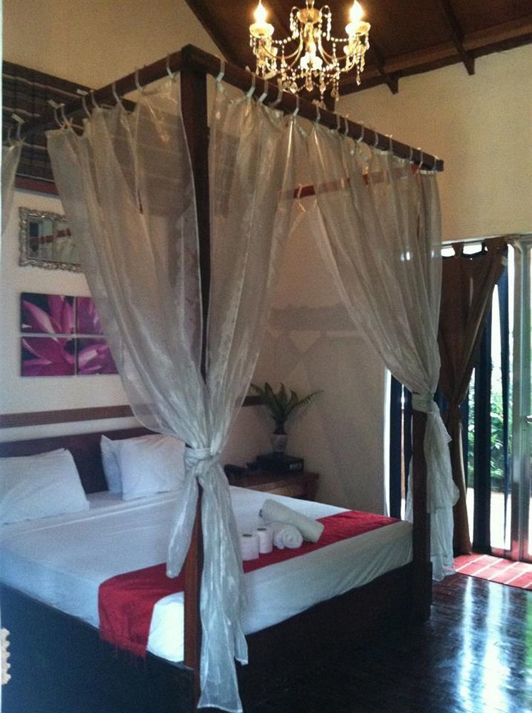 The Lotus Garden Bed & Breakfast Puerto Princesa Екстериор снимка