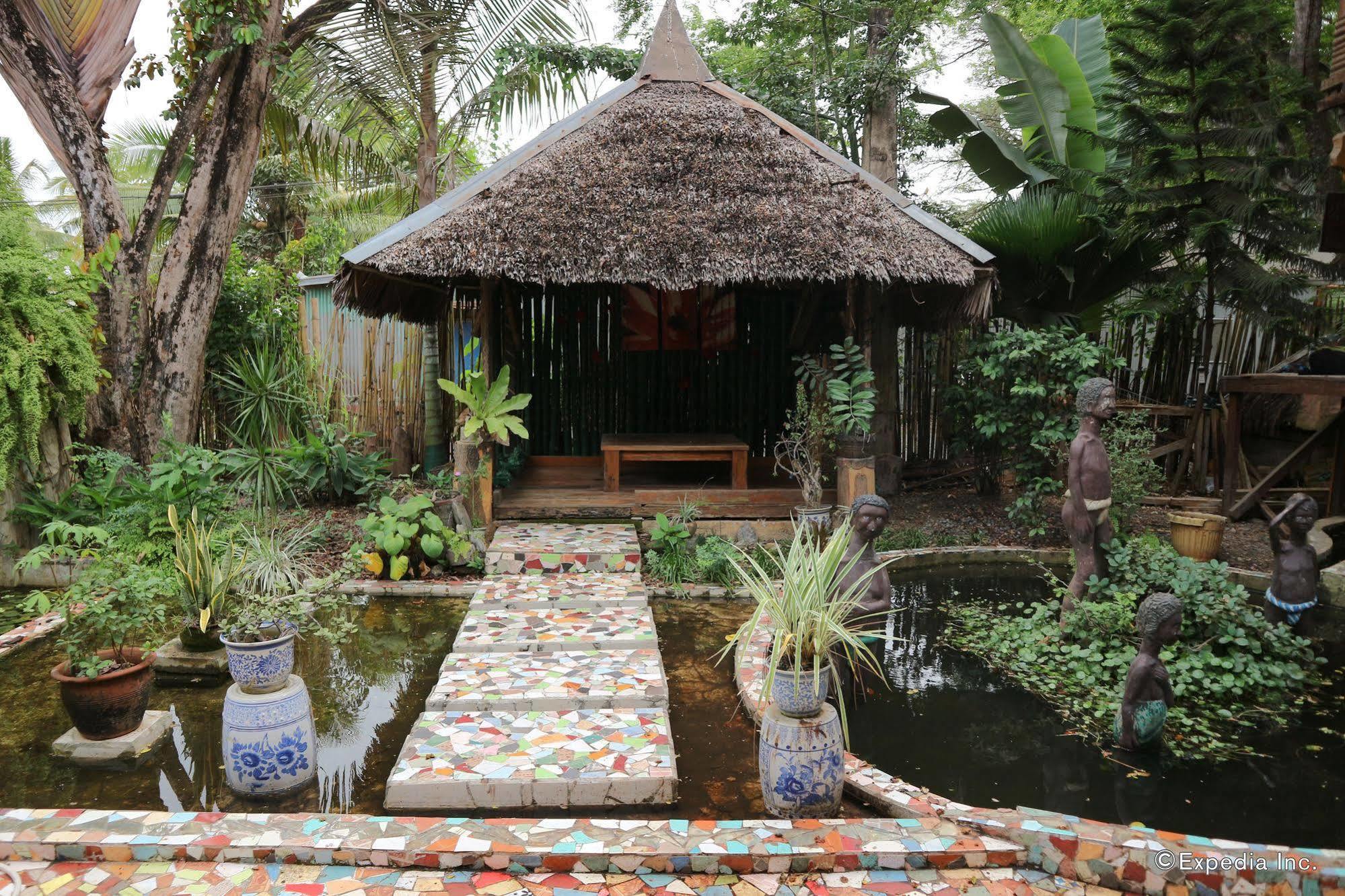 The Lotus Garden Bed & Breakfast Puerto Princesa Екстериор снимка