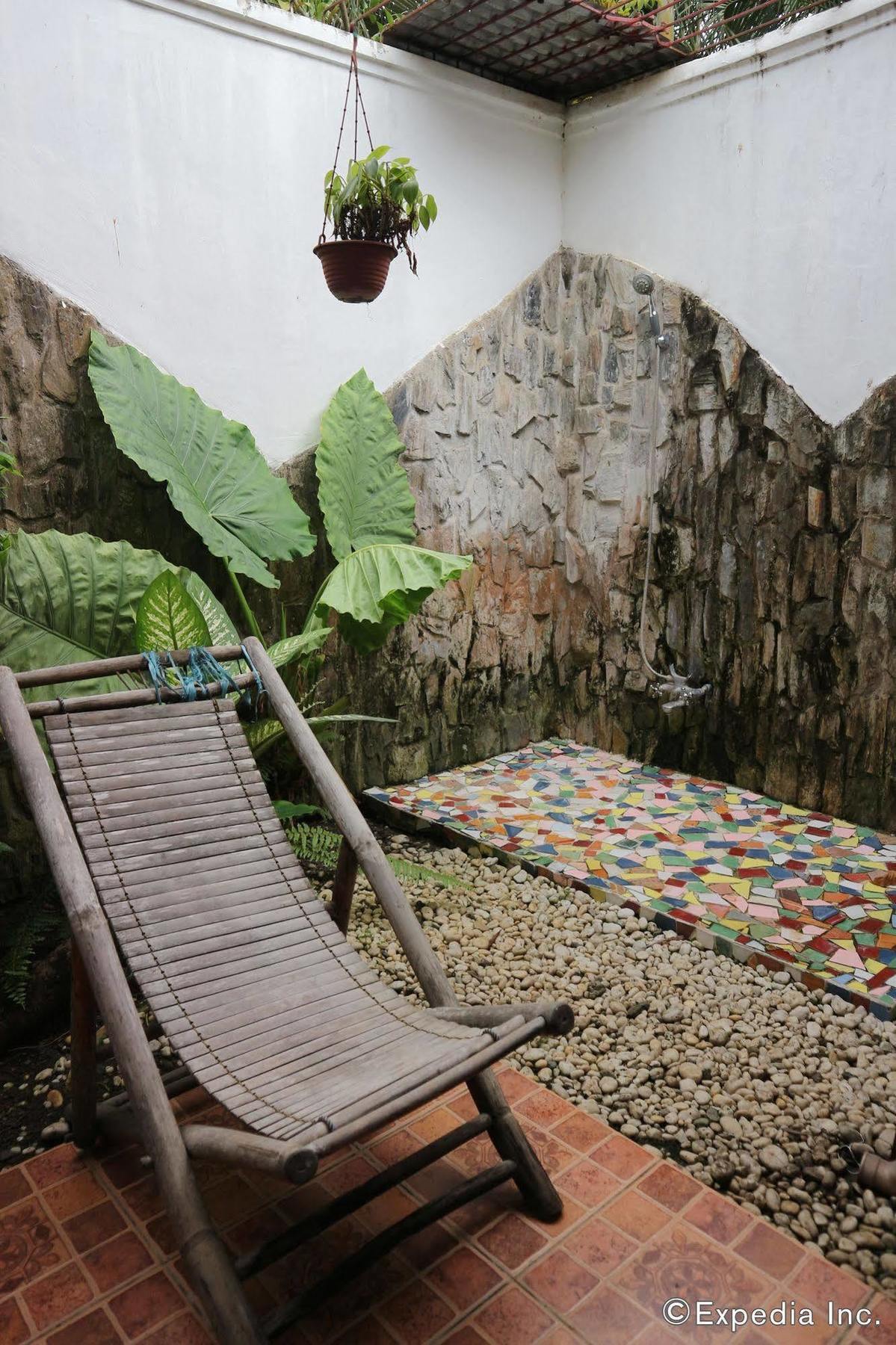 The Lotus Garden Bed & Breakfast Puerto Princesa Екстериор снимка